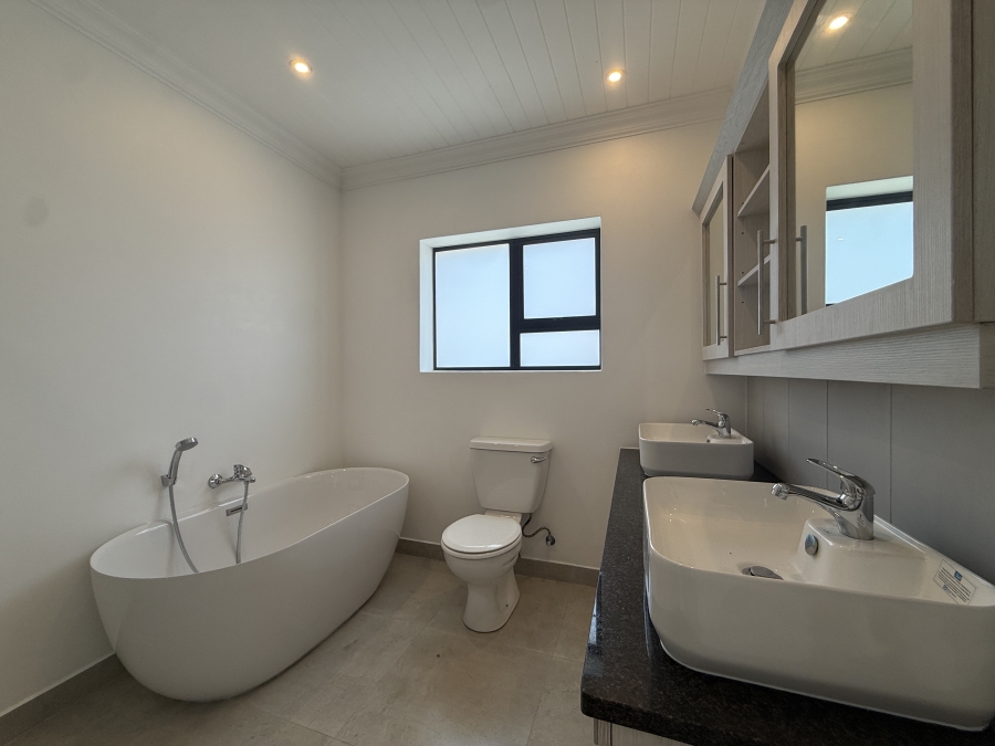 3 Bedroom Property for Sale in Stilbaai Wes Western Cape